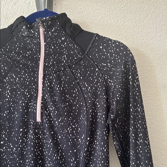 lululemon athletica Black and White Speckled Jacket - Picture 1 of 6
